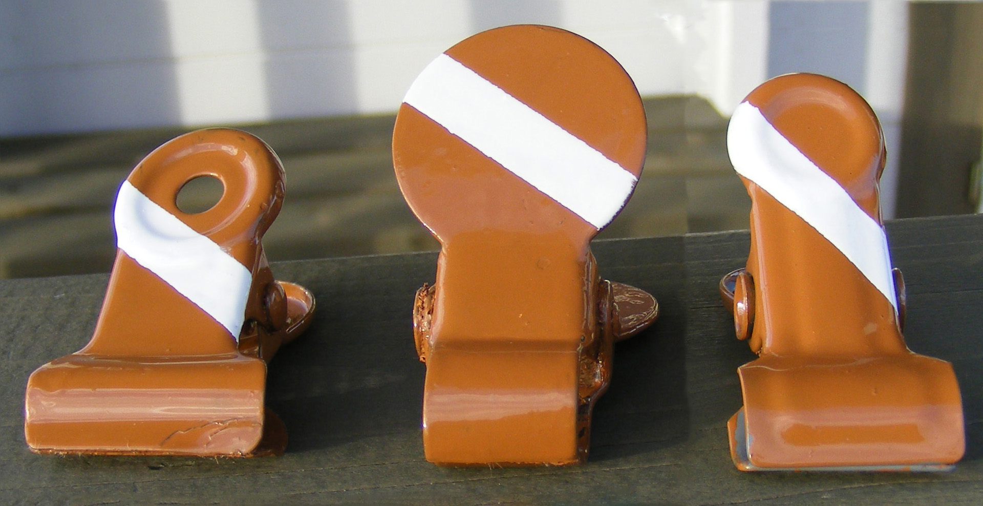 Brown Clips