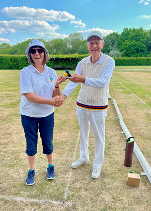 Picture: Sarah Clements - Mike O'Brian receiving the trophy from Judith Rowe